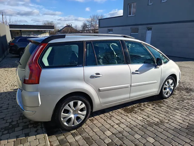 Citroen C4 Picasso - фото 5