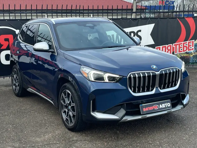 BMW X1 - фото 3