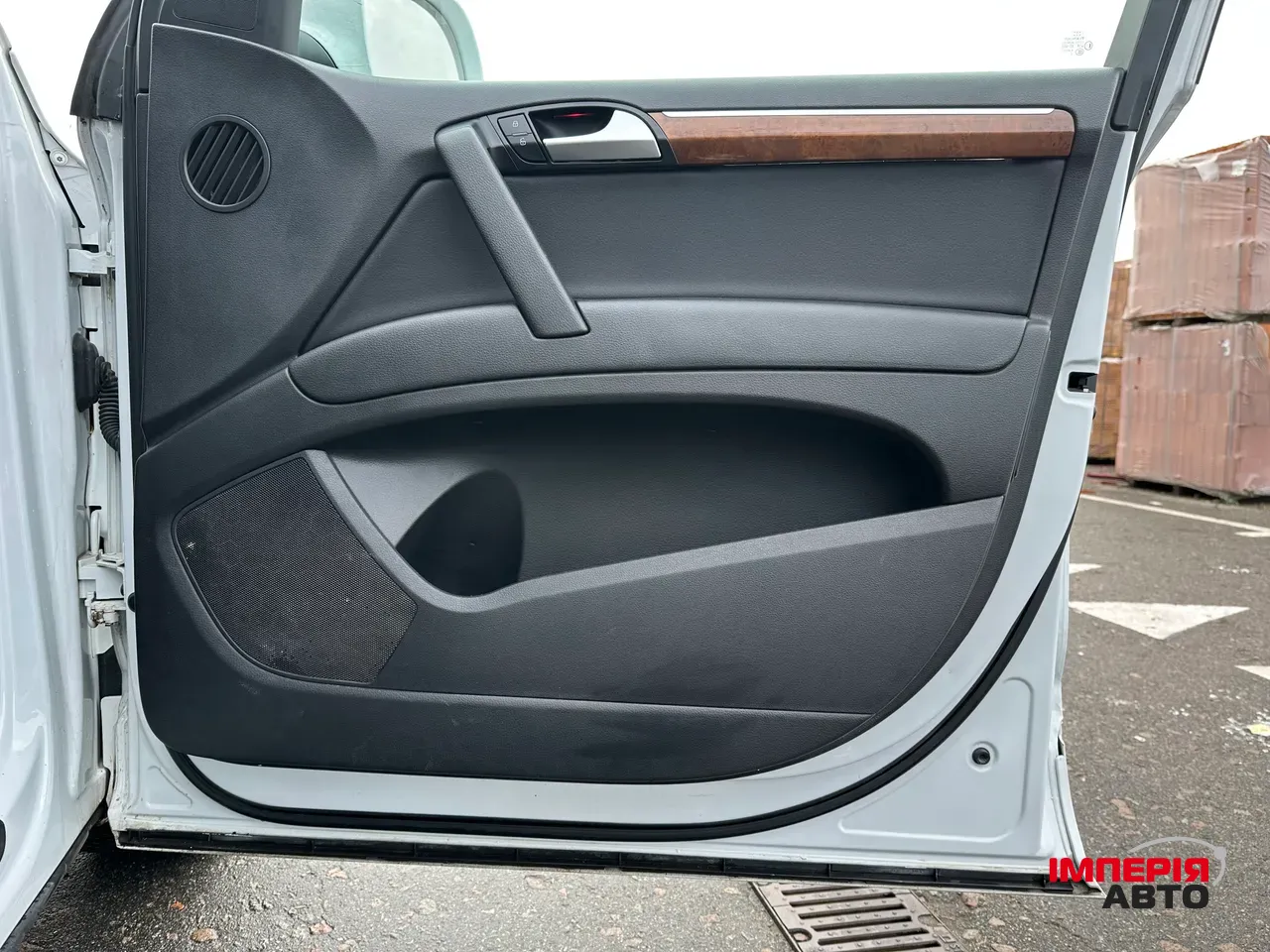 Audi Q7 - фото 21