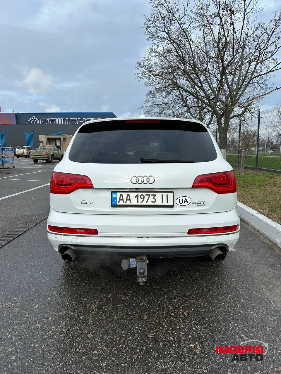 Audi Q7 - фото 8