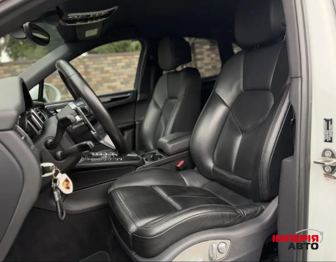 Porsche Macan - фото 12