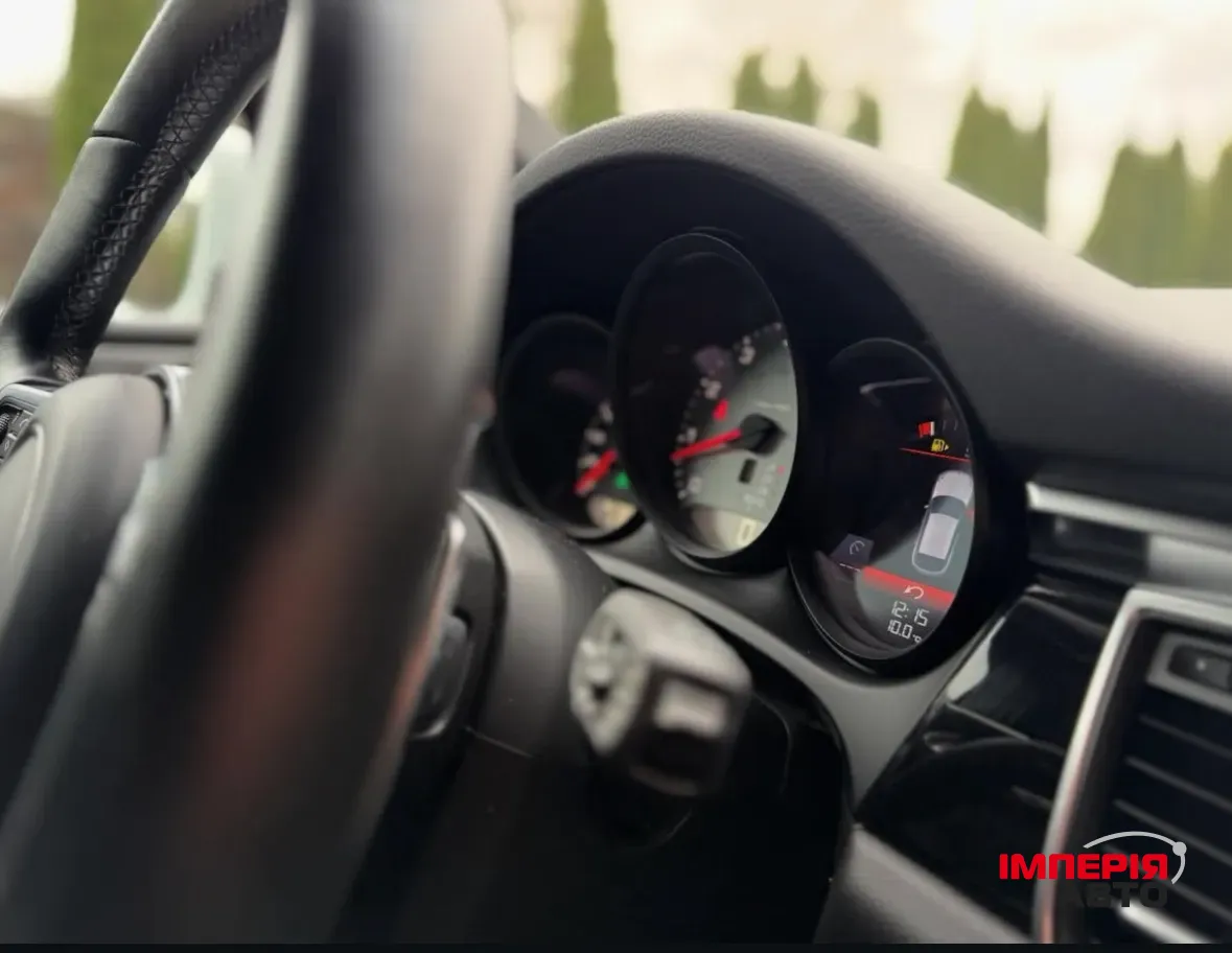 Porsche Macan - фото 8