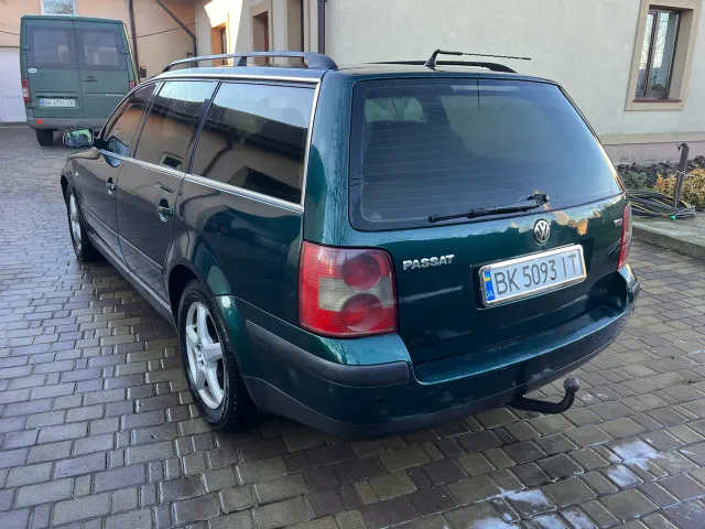 Volkswagen Passat - фото 3