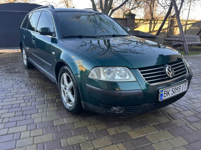 Volkswagen Passat - фото 2