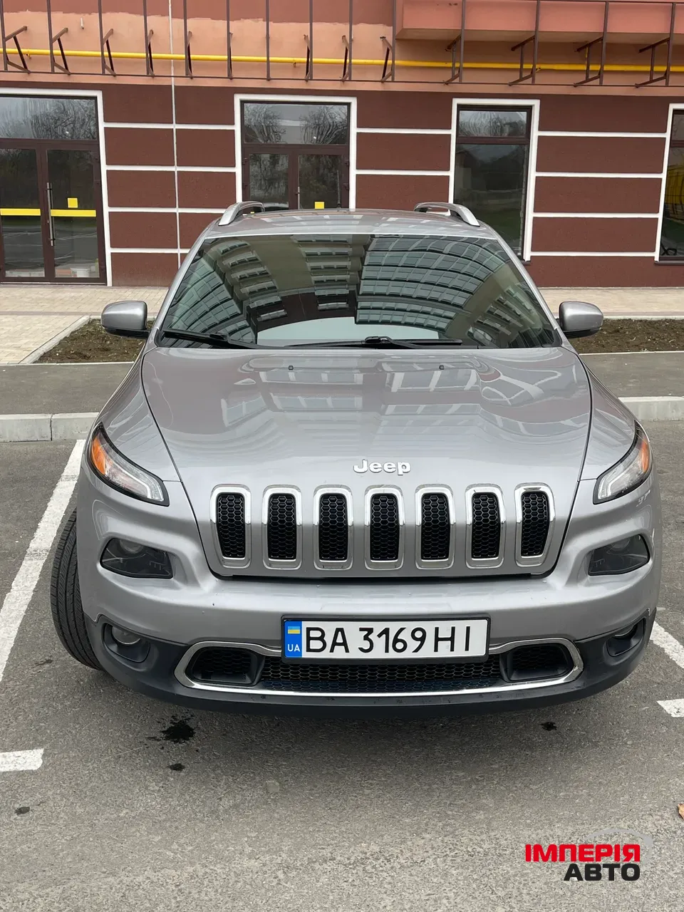 Jeep Cherokee - фото 3