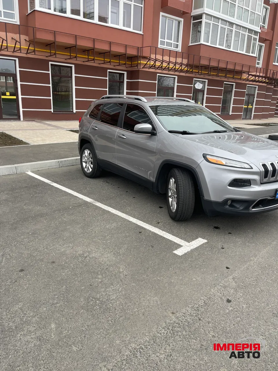 Jeep Cherokee - фото 5