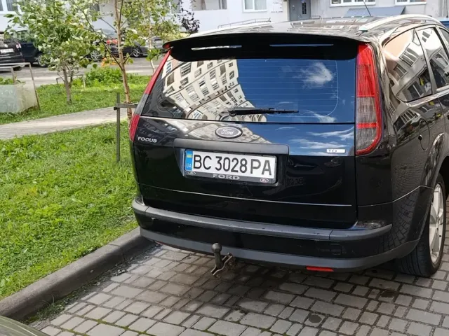 Ford Focus - фото 5