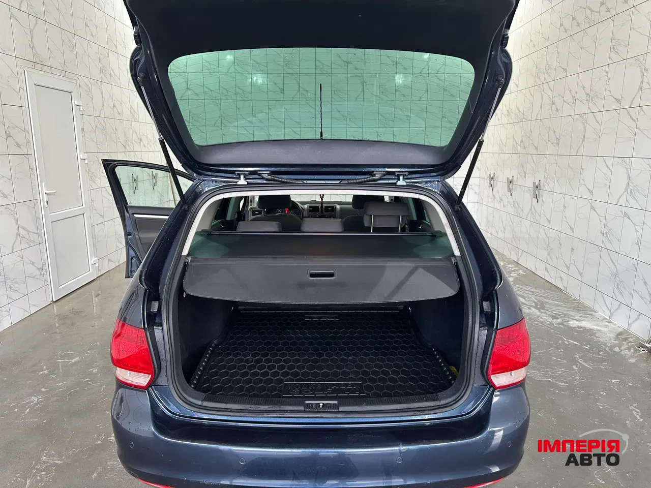 Volkswagen Golf - фото 8