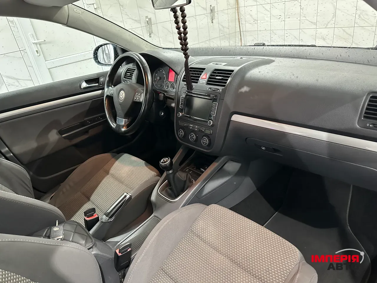 Volkswagen Golf - фото 9