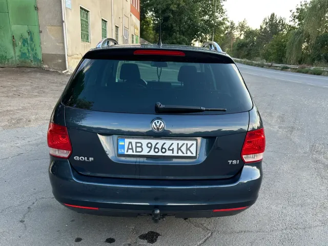 Volkswagen Golf - фото 4