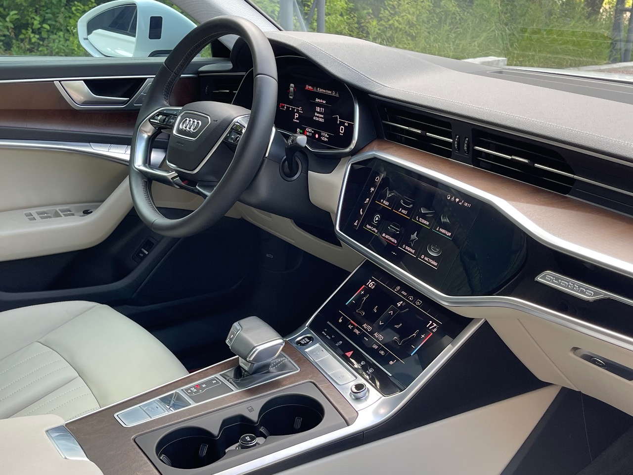 Audi A6 - фото 8