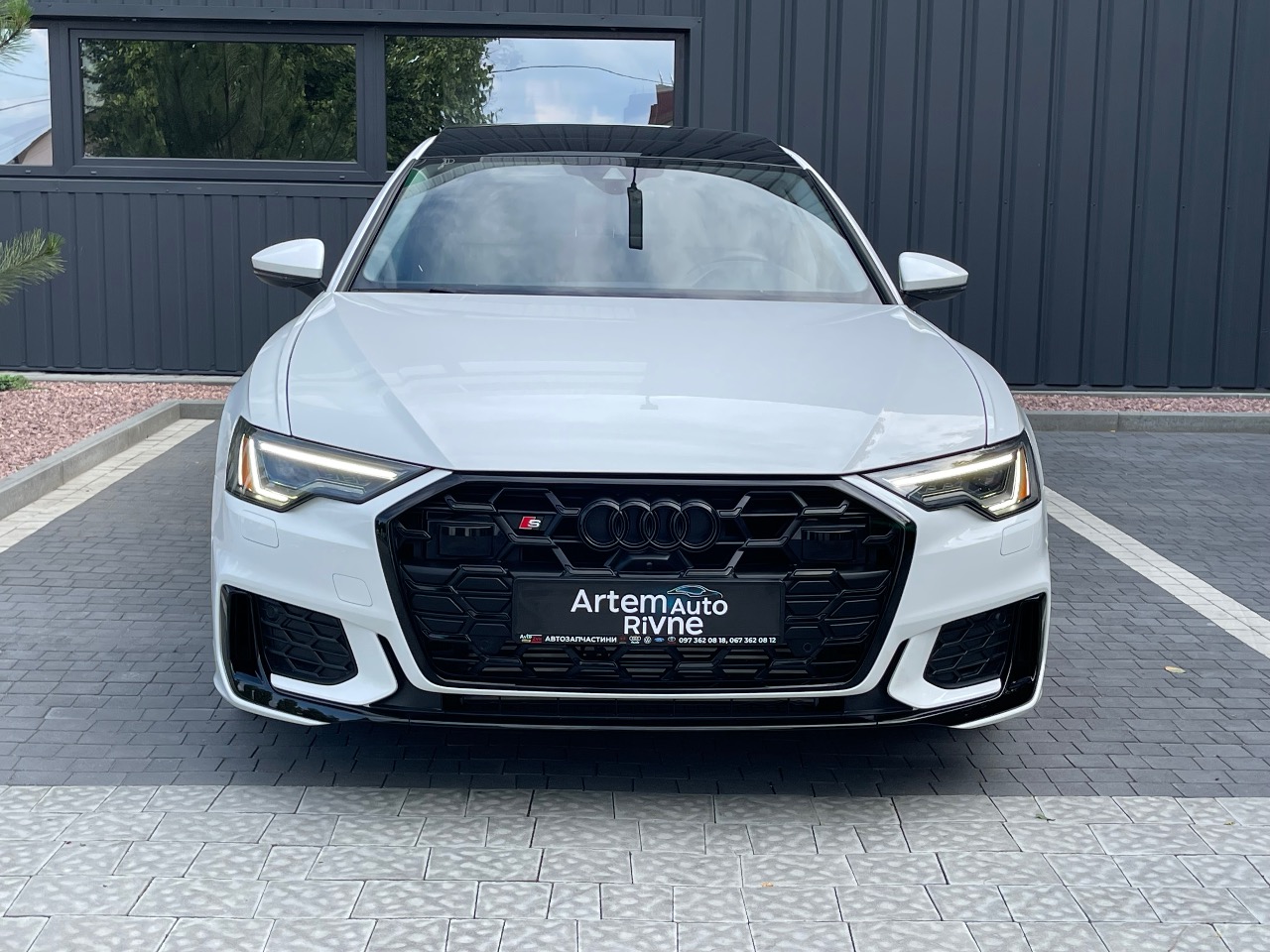 Audi A6 - фото 24