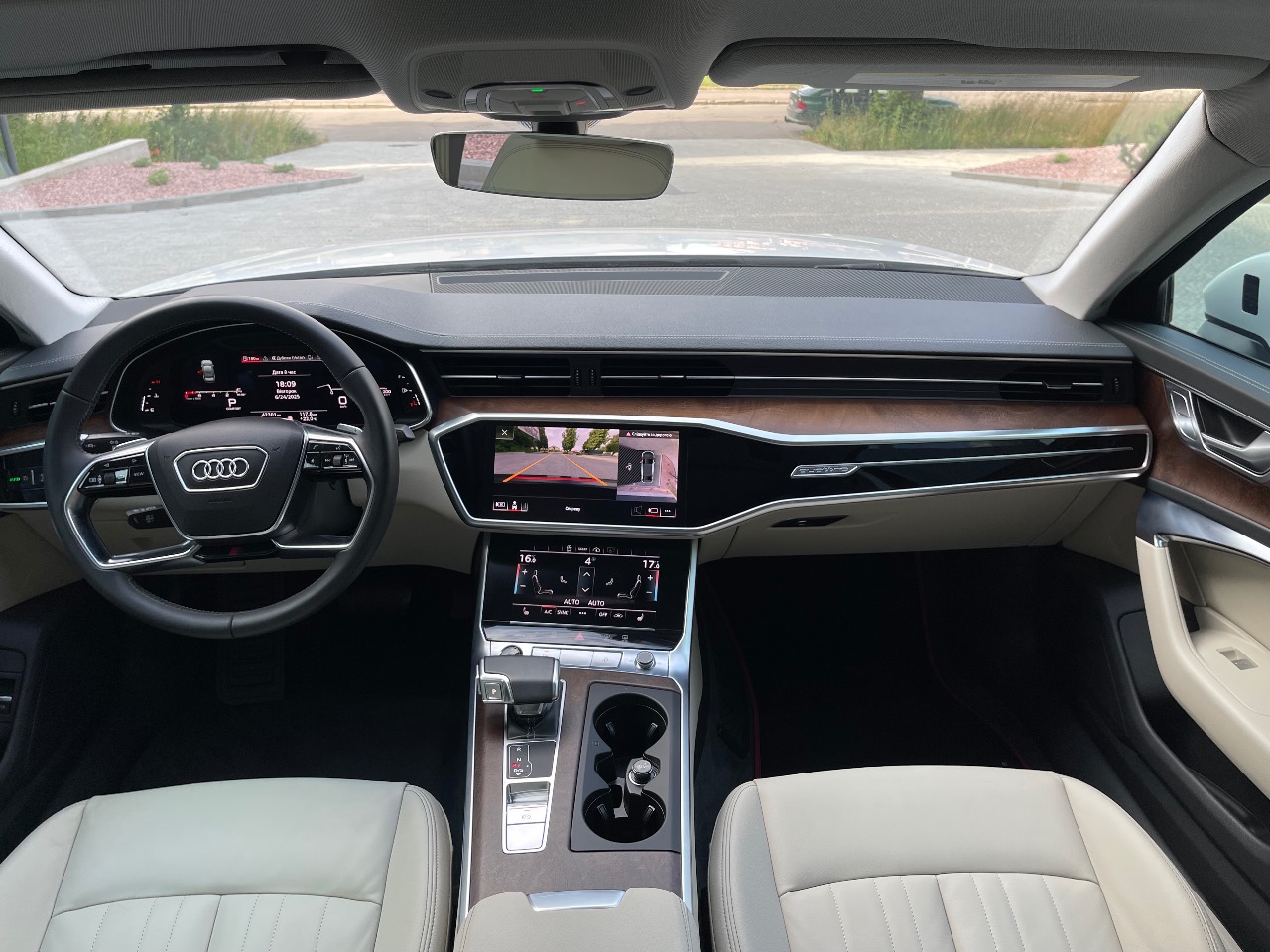 Audi A6 - фото 10