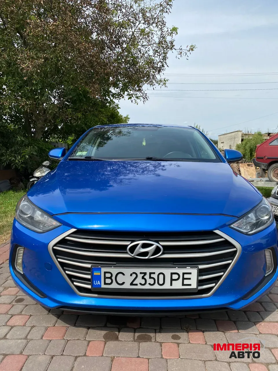 Hyundai Elantra - фото 1