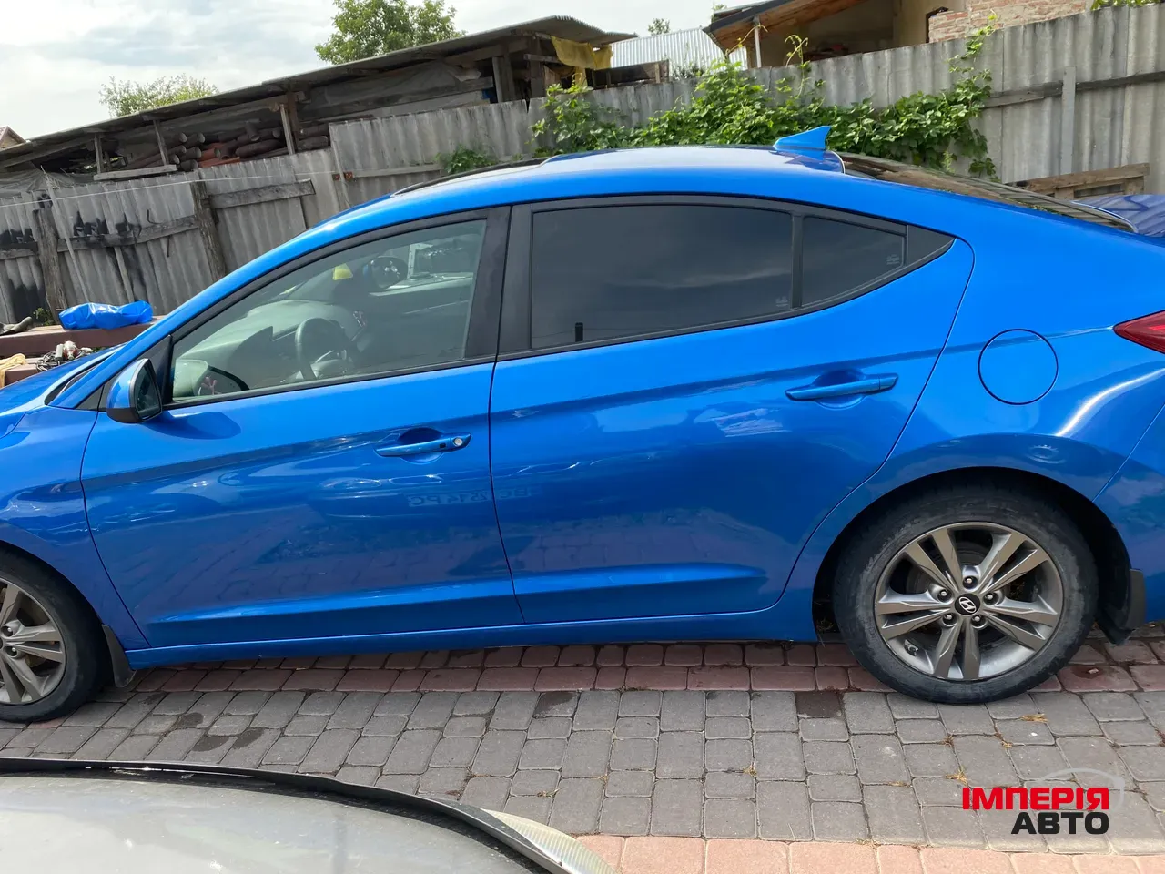 Hyundai Elantra - фото 7