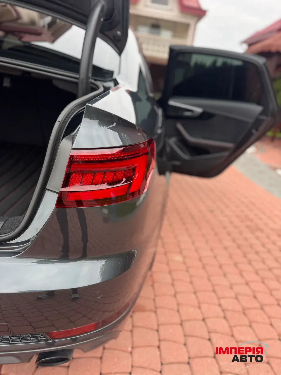 Audi A4 - фото 15