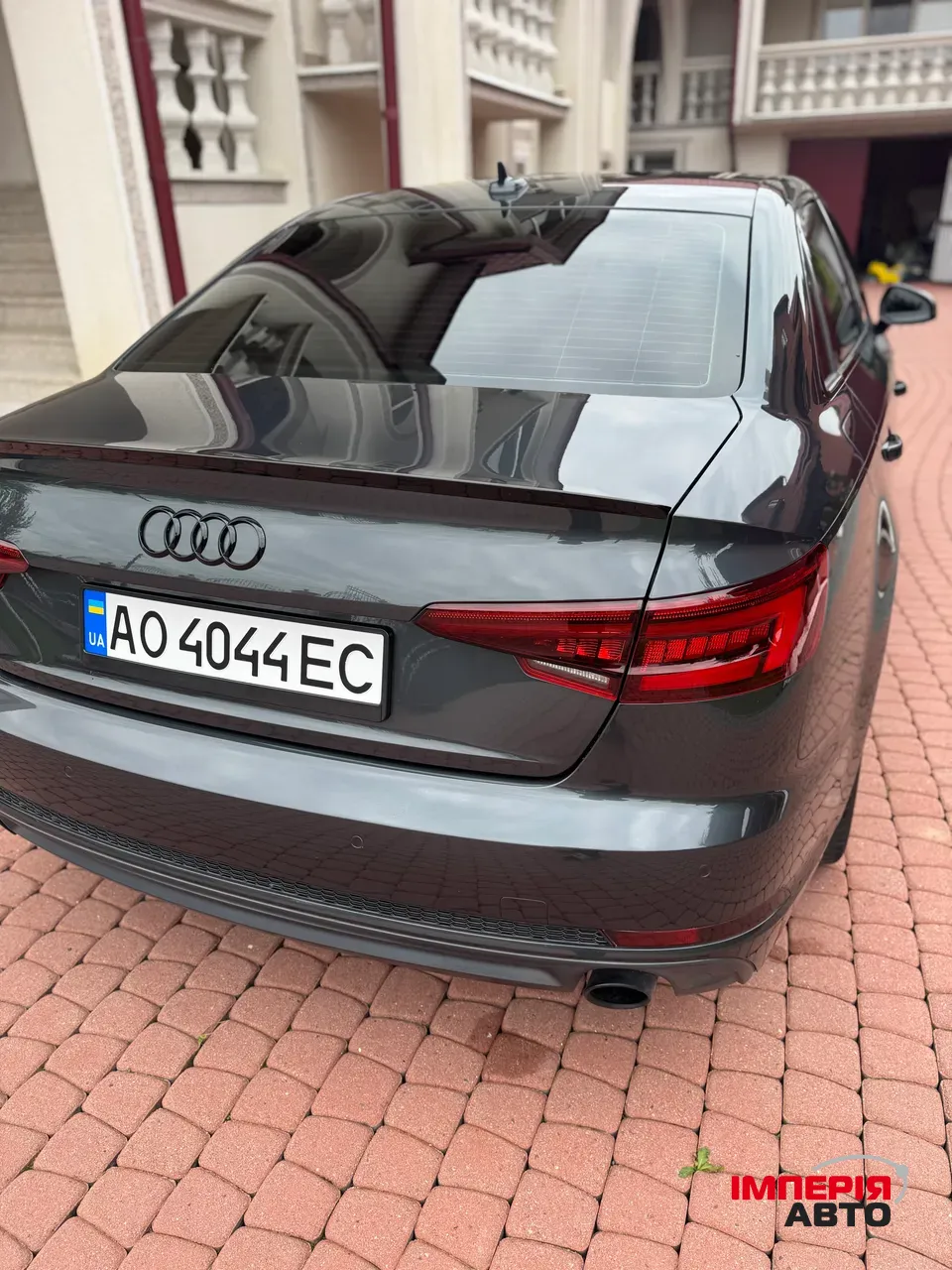 Audi A4 - фото 32