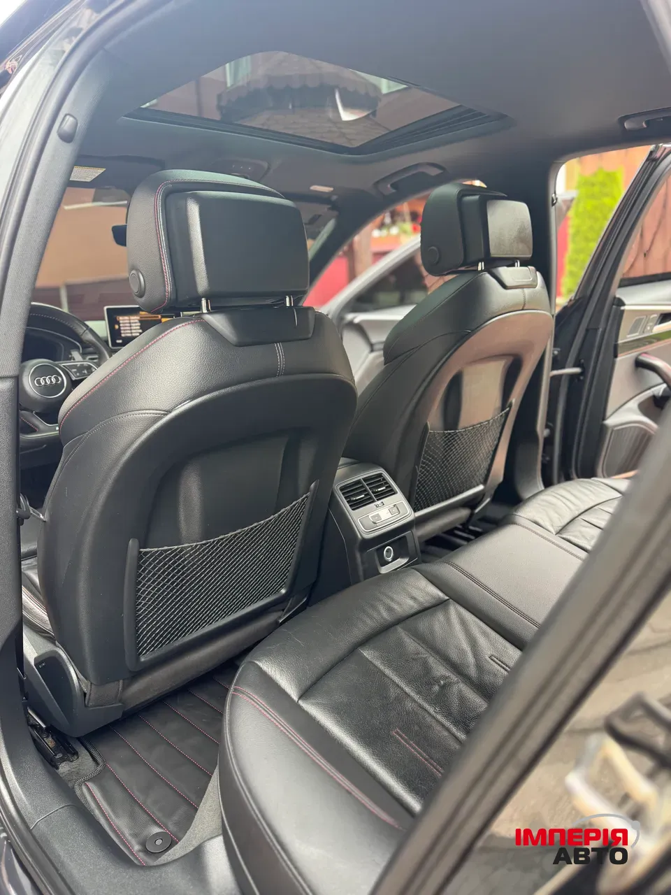 Audi A4 - фото 20