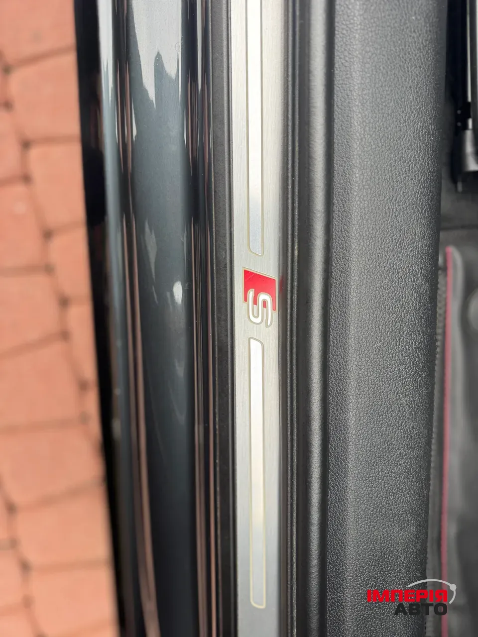 Audi A4 - фото 10