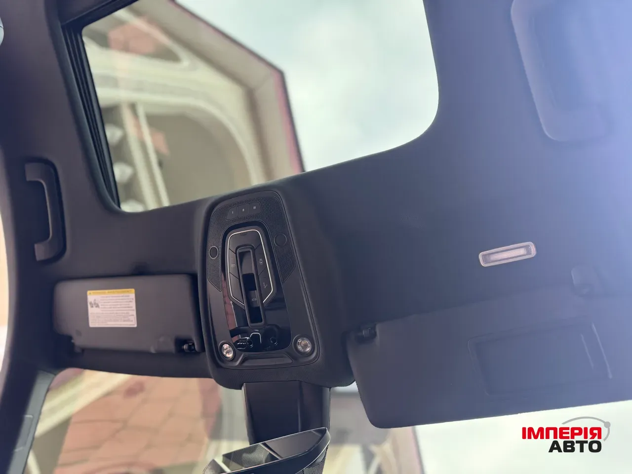 Audi A4 - фото 11