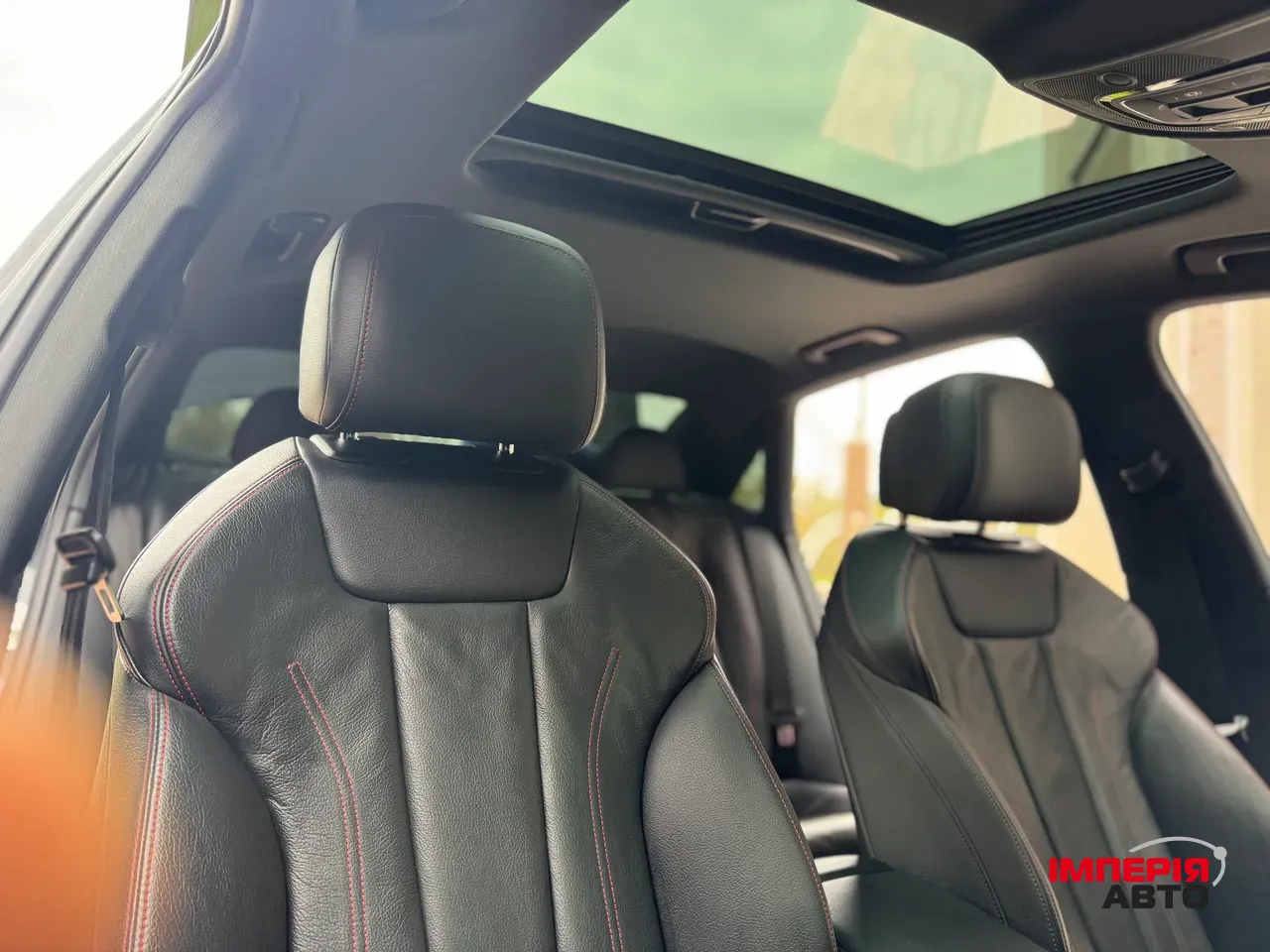 Audi A4 - фото 12