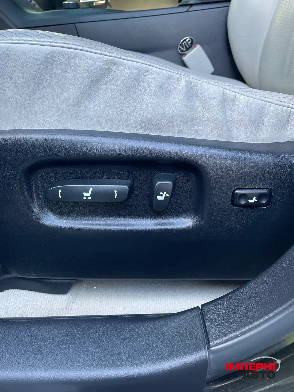 Lexus RX - фото 15