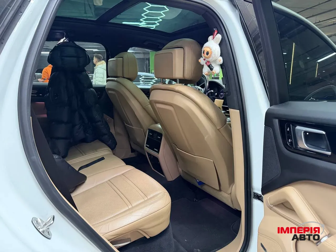 Porsche Cayenne - фото 7