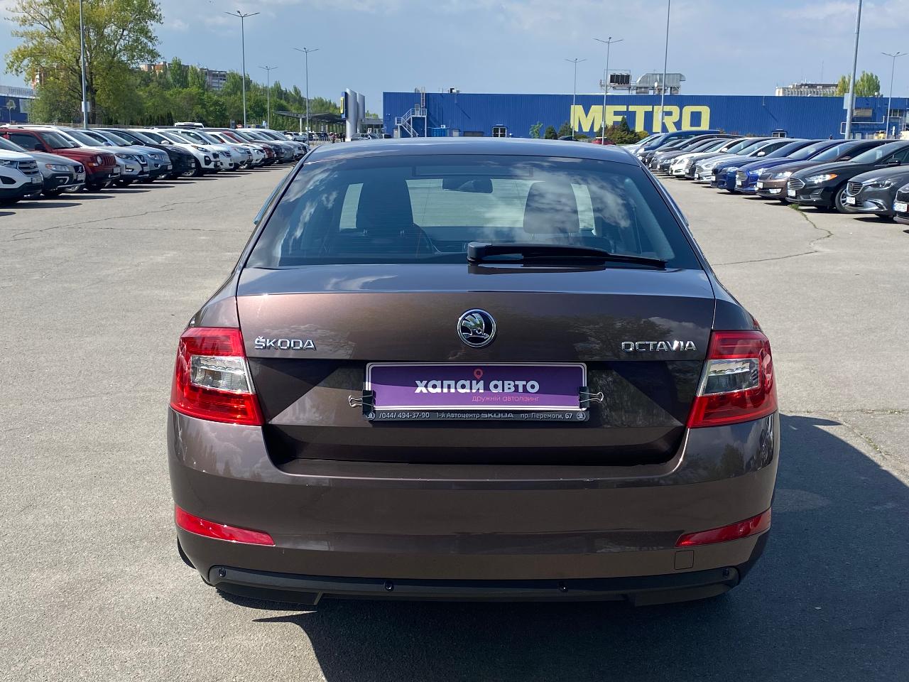 Skoda Octavia - фото 4