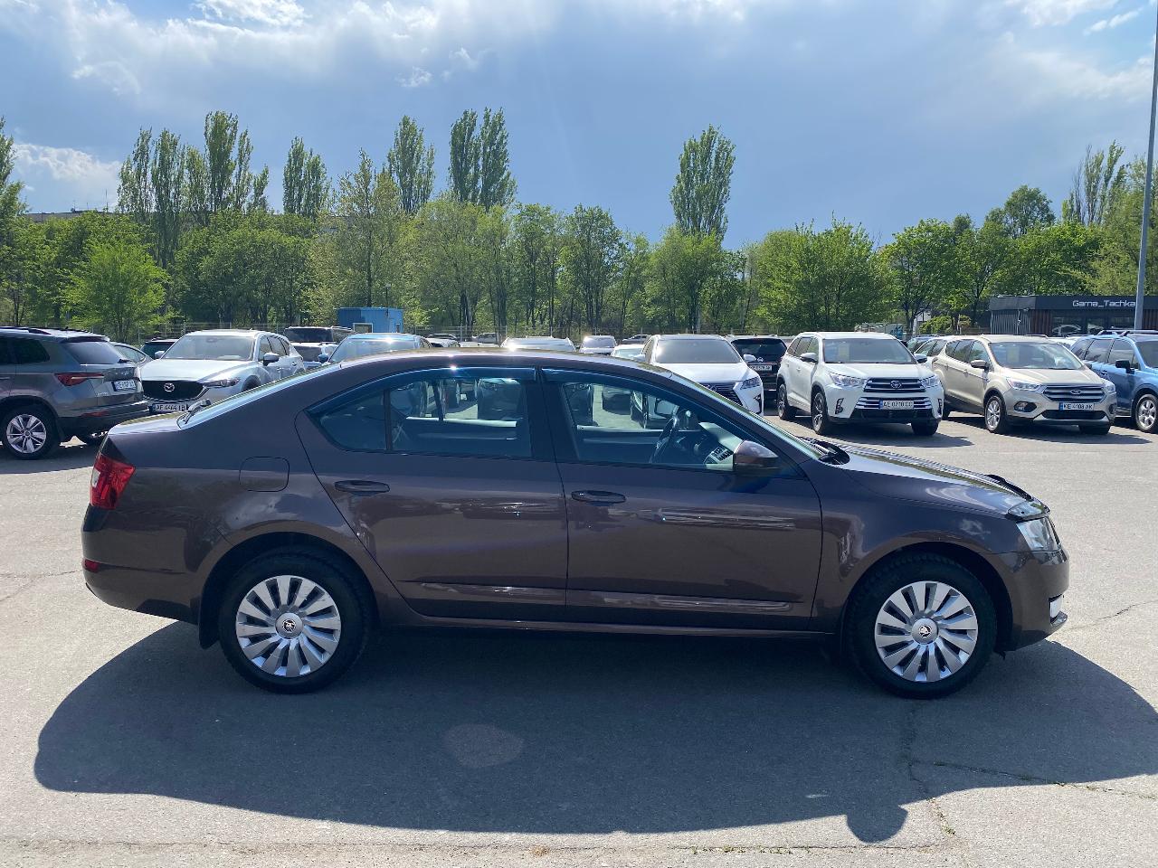 Skoda Octavia - фото 14