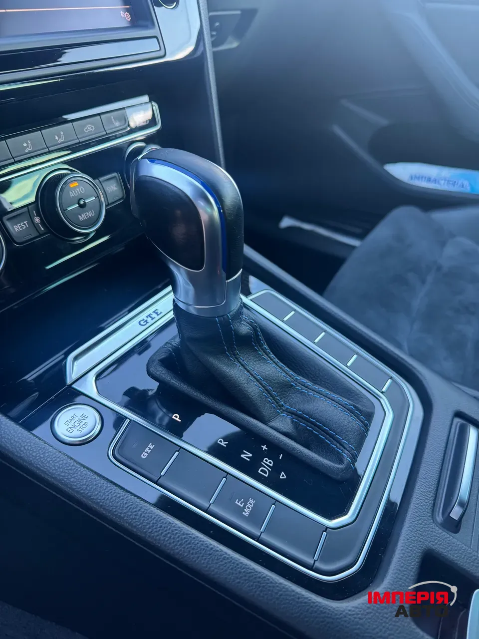 Volkswagen Passat - фото 9