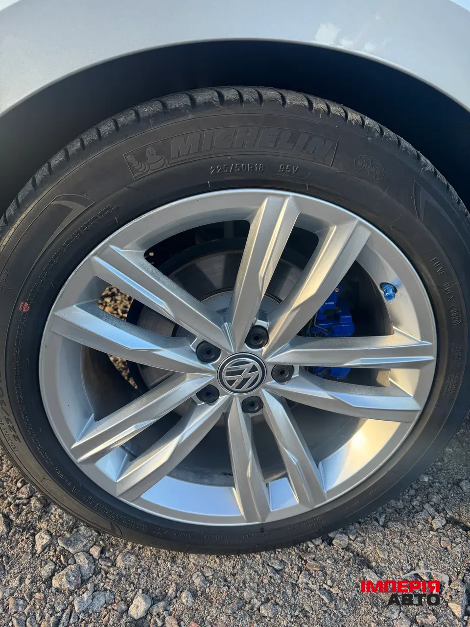 Volkswagen Passat - фото 6