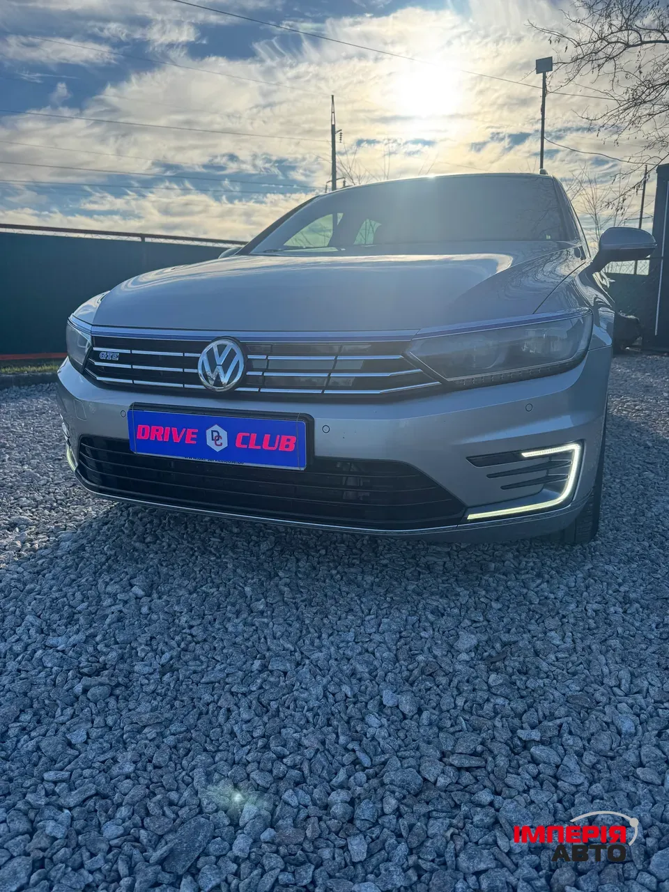 Volkswagen Passat - фото 4