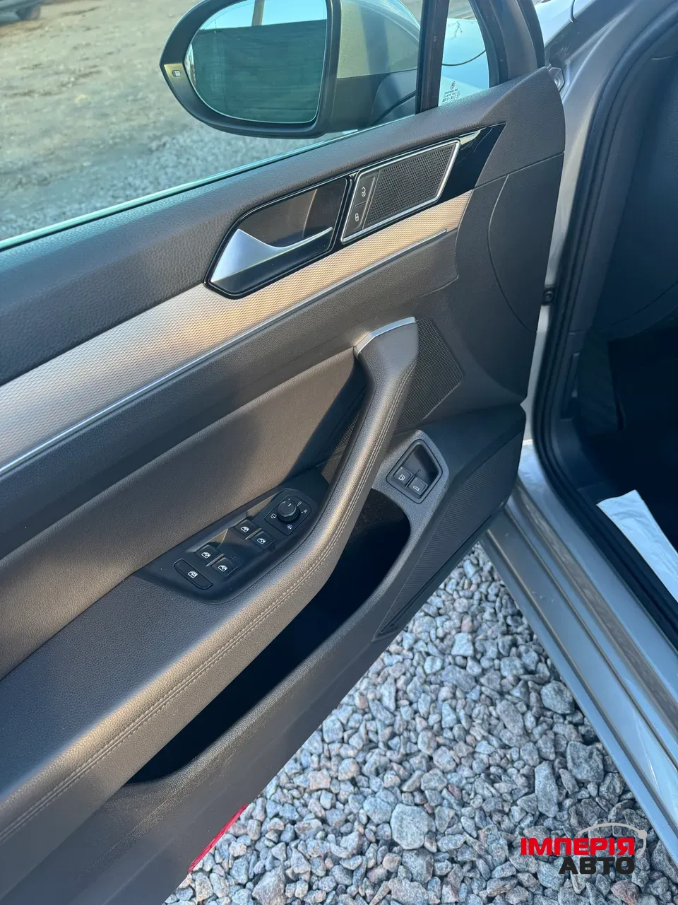 Volkswagen Passat - фото 8