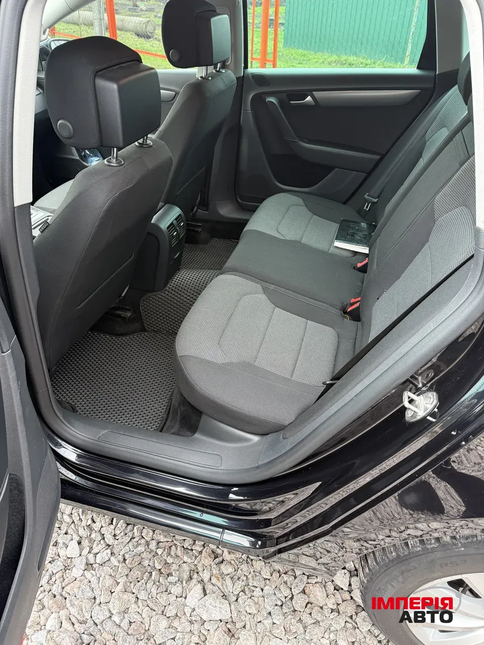 Volkswagen Passat - фото 6