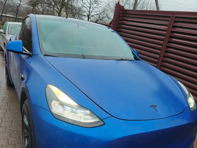 Tesla Model Y - фото 4