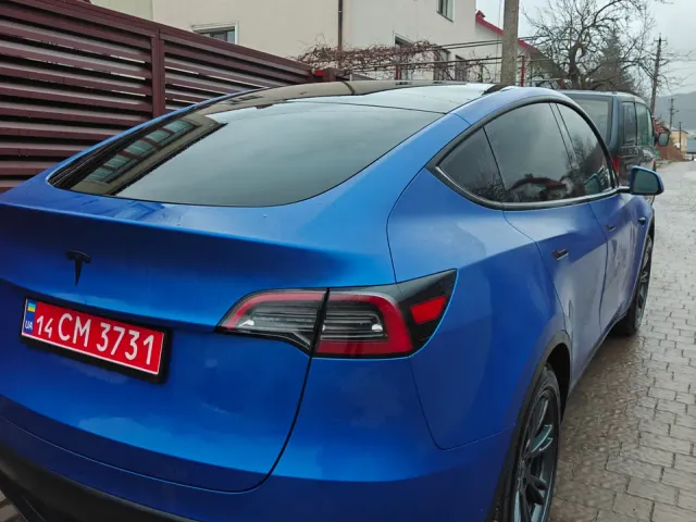Tesla Model Y - фото 3