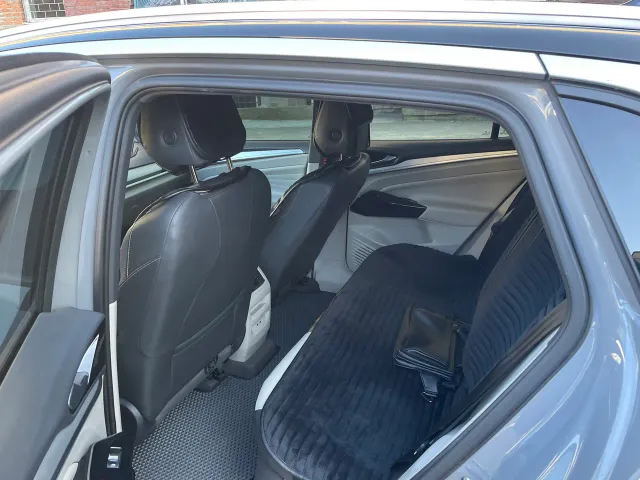 Volkswagen ID.4 - фото 2