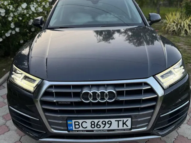 Audi Q5 - фото 2