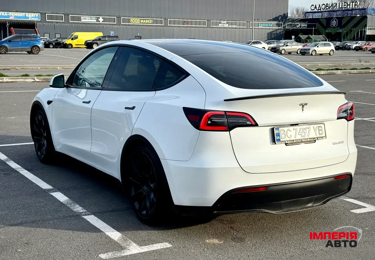 Tesla Model Y - фото 4