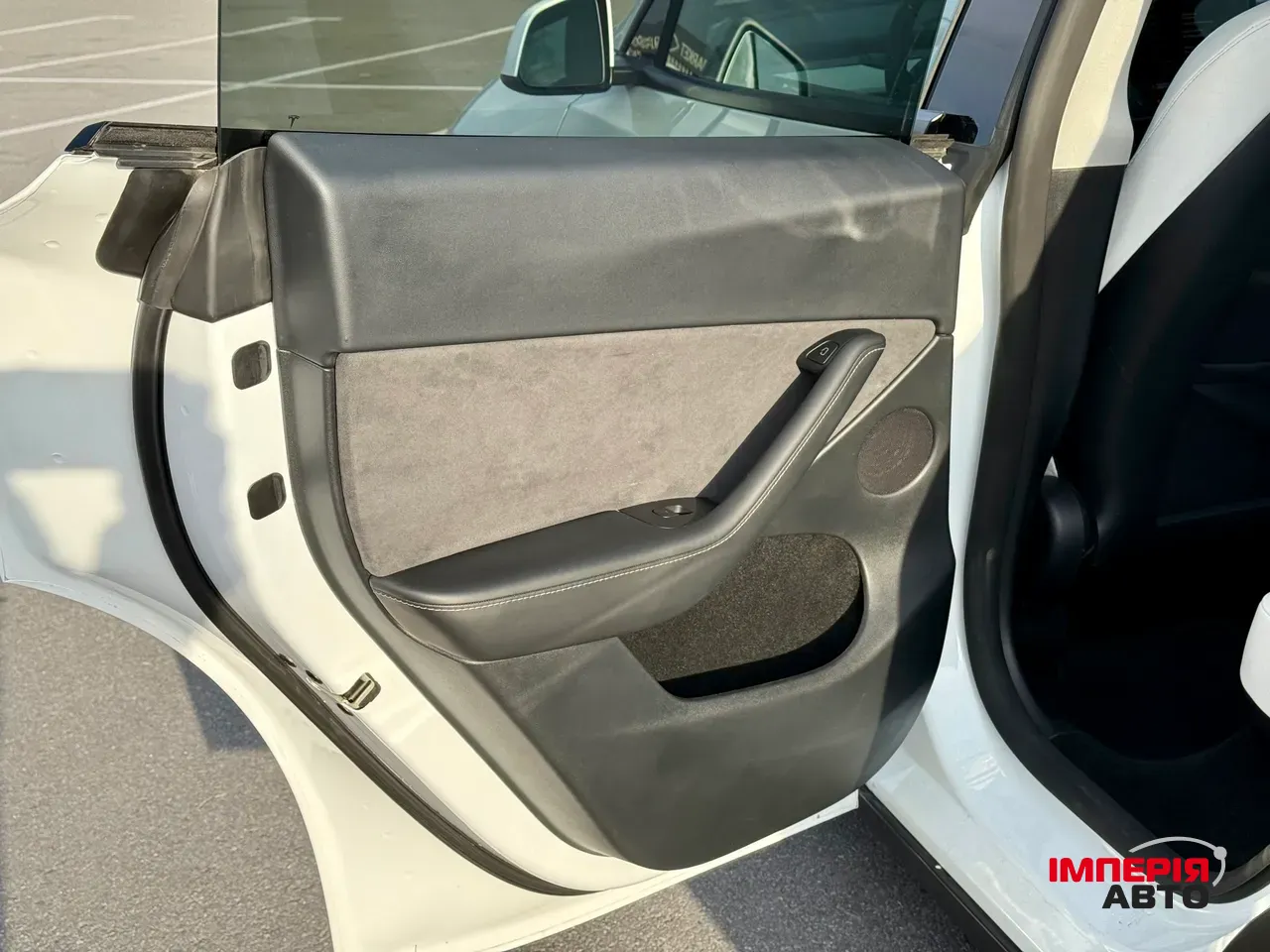 Tesla Model Y - фото 7