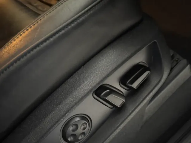 Audi Q7 - фото 2