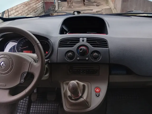 Renault Kangoo - фото 2