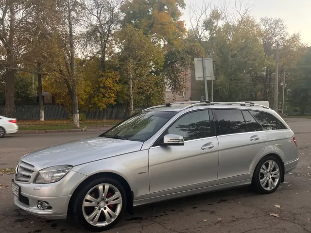 Mercedes-Benz C-Класс - фото 3