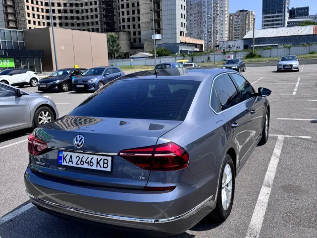 Volkswagen Passat 2017, Київ, $11 800 - зображення 5