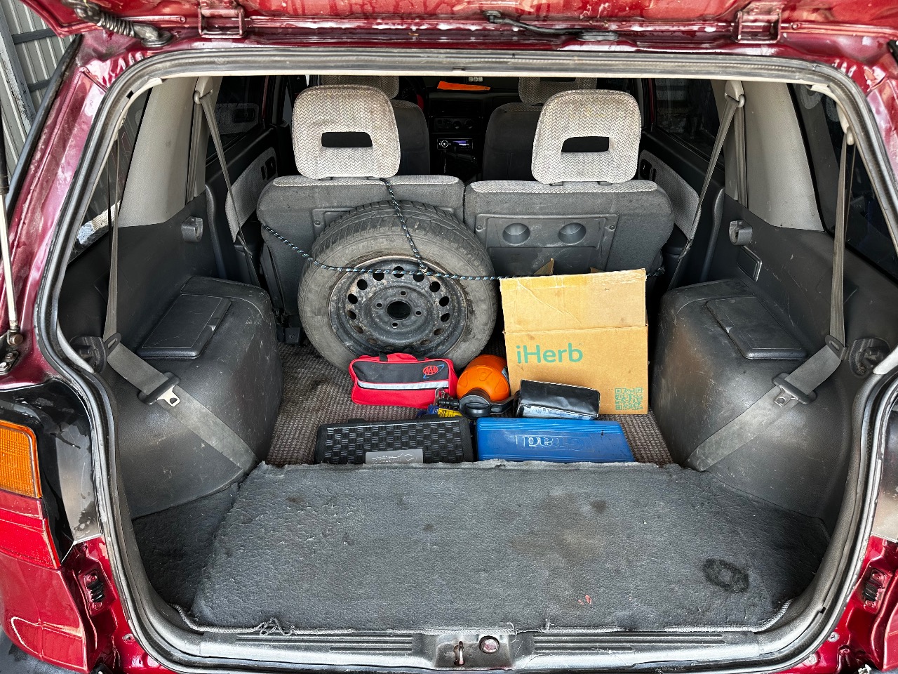 Mitsubishi Space Wagon - фото 5