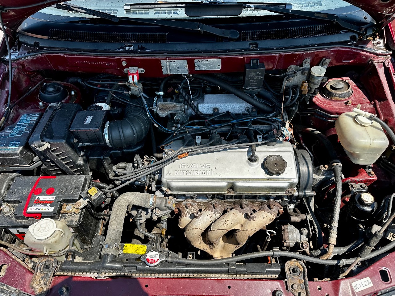 Mitsubishi Space Wagon - фото 9