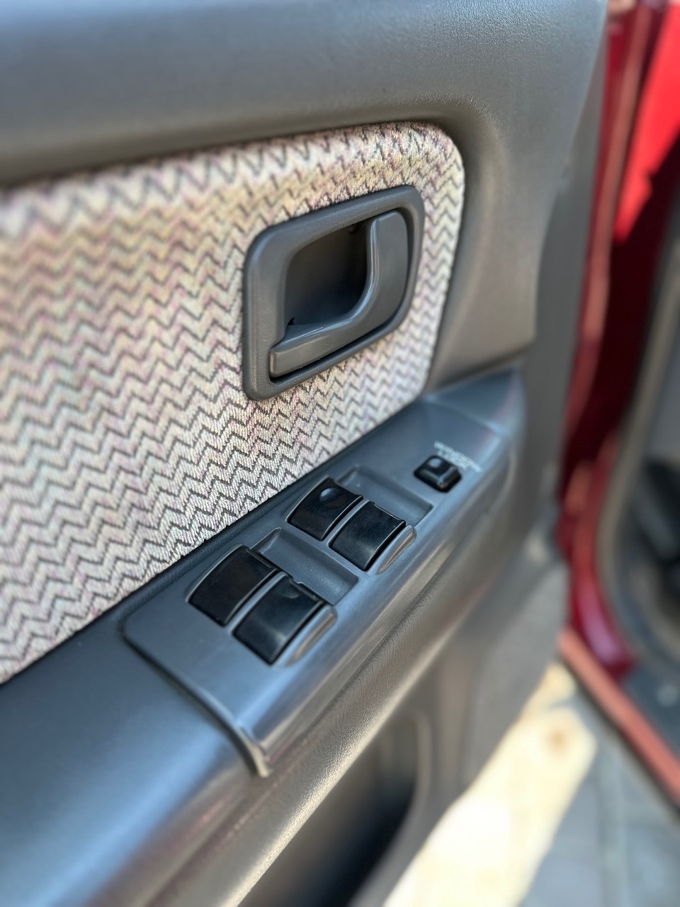 Mitsubishi Space Wagon - фото 16