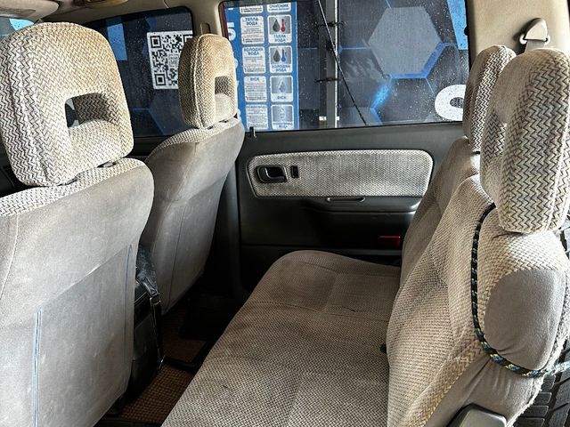 Mitsubishi Space Wagon - зображення 2