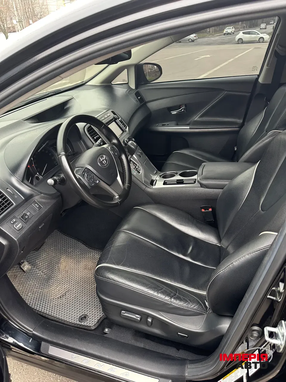 Toyota Venza - фото 12