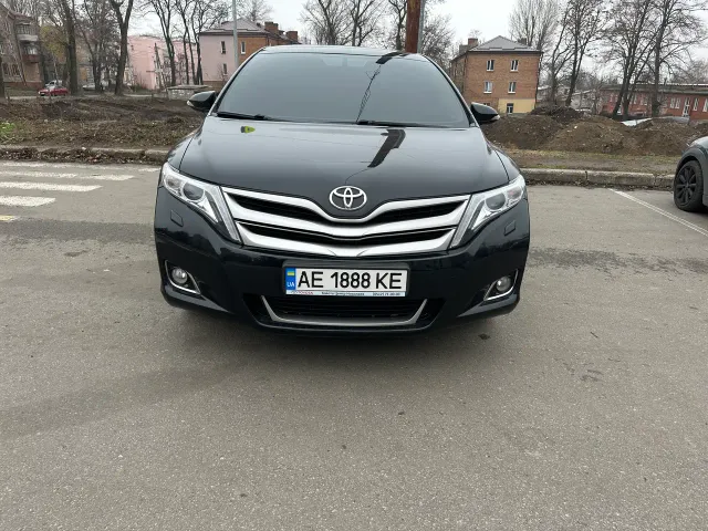 Toyota Venza - фото 2